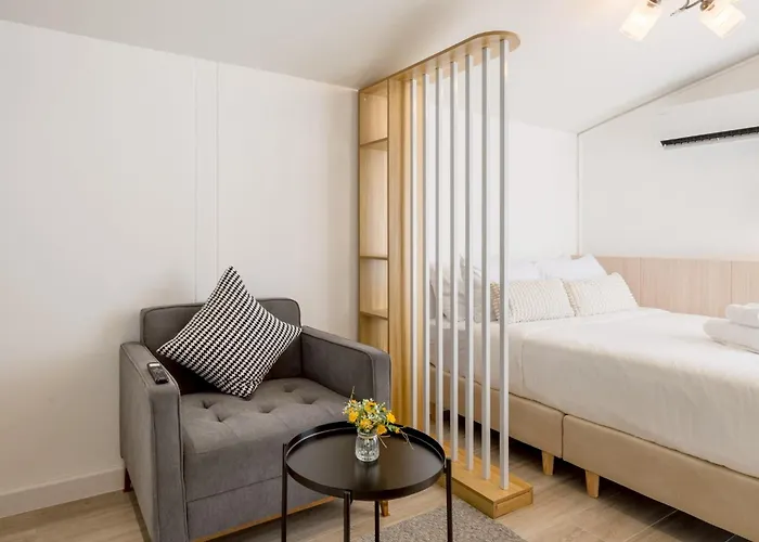 Cj Family Sukumvit36 Bts Thonglor Apartment *